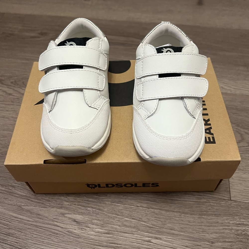 Old Soles Field Squad Sneakers in Snow, Silver, and Black - Picture 4 of 9